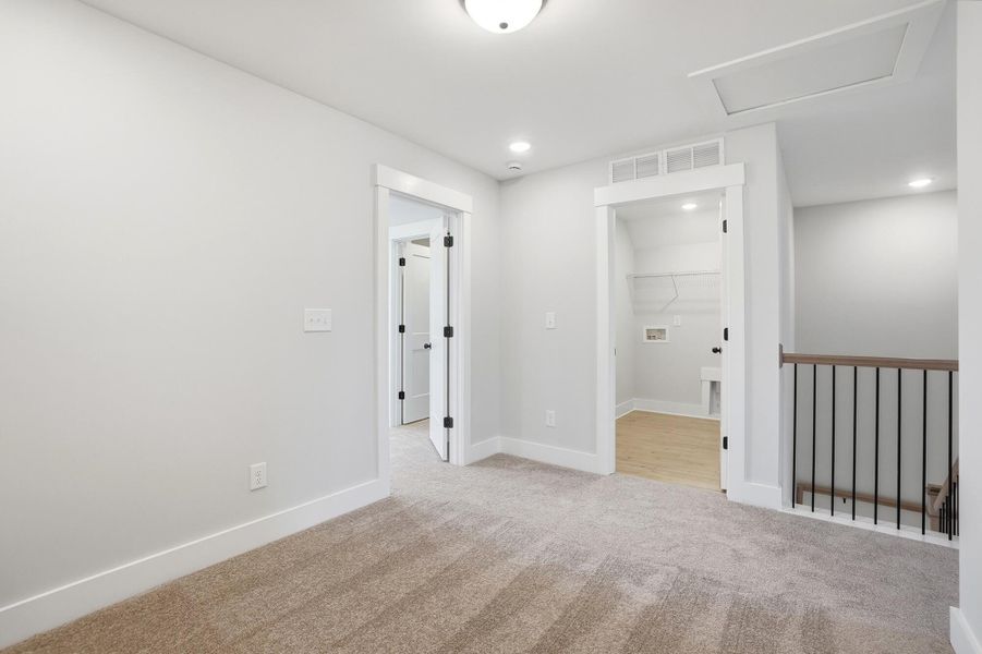 Spacious, unfurnished interior of a new home in Blythe Mill Townhomes, Waxhaw (Image 27). Spacious, unfurnished interior of a new home in Blythe Mill Townhomes, Waxhaw (Image 27).