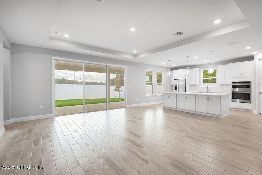Spacious, unfurnished interior of a new home in Colbert Landings, Palm Coast (Image 33).