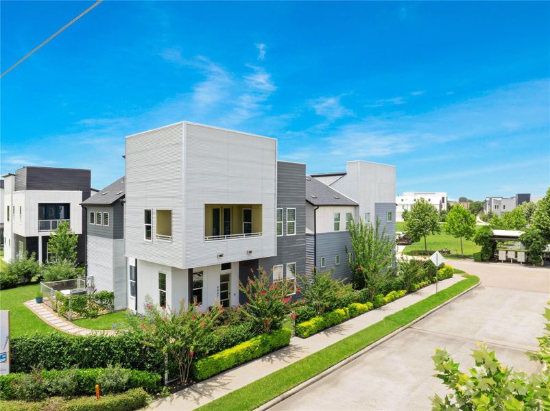 Front exterior of a new home in , Houston, TX, highlighting curb appeal (Image 25). Front exterior of a new home in , Houston, TX, highlighting curb appeal (Image 25).