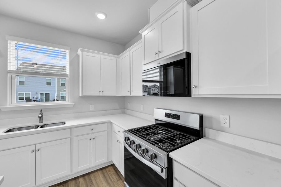 Furnished interior view inside a new home in Carolina Groves, Moncks Corner (Image 9).