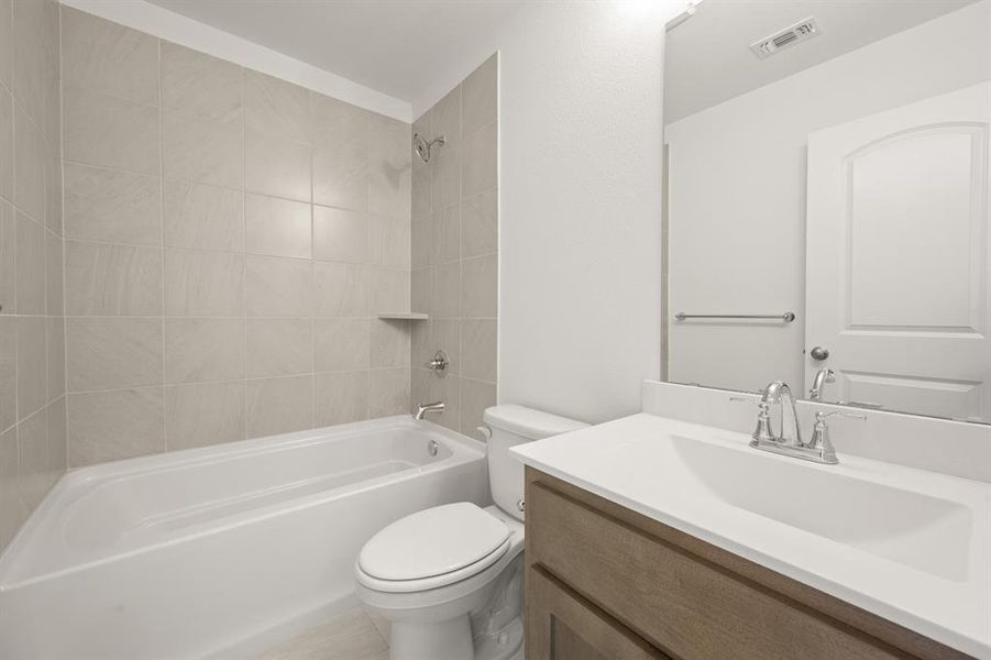4413 Wheatbud- Bathroom-2