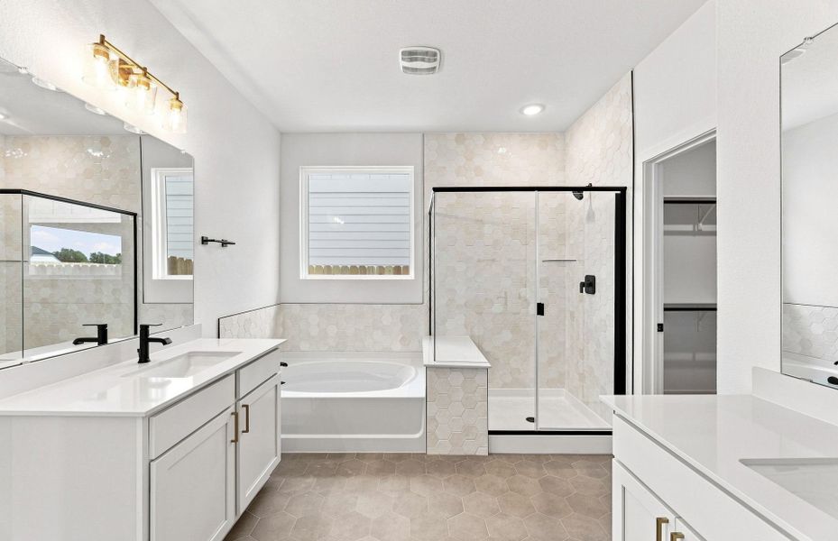 Furnished interior view inside a new home in Kuempel Farms, Pflugerville (Image 12).