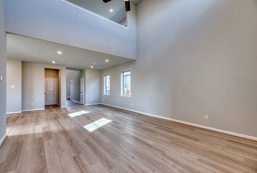 Spacious, unfurnished interior of a new home in Aldeana, Bonney (Image 18).