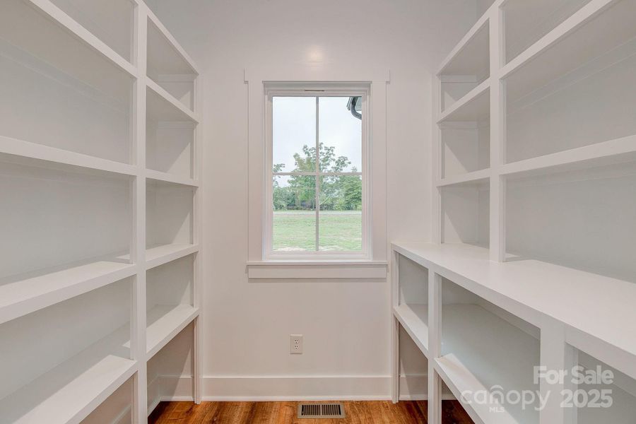 Image 47 of a home in . Image 47 of a home in .