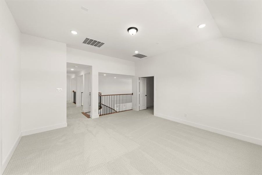 23. 9816 Aiken - Game (2)