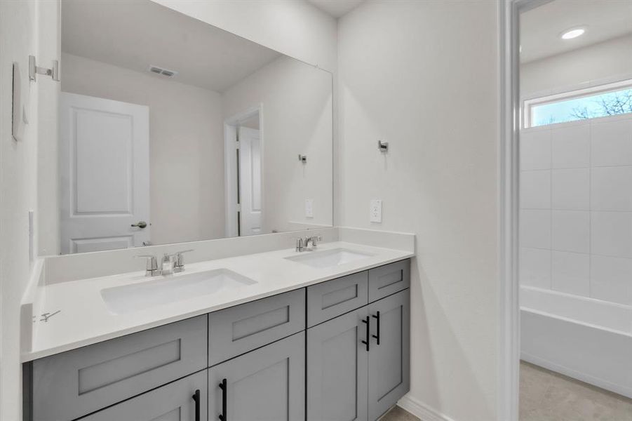 Furnished interior view inside a new home in The Landing at Hidden Lakes, McKinney (Image 10). Furnished interior view inside a new home in The Landing at Hidden Lakes, McKinney (Image 10).