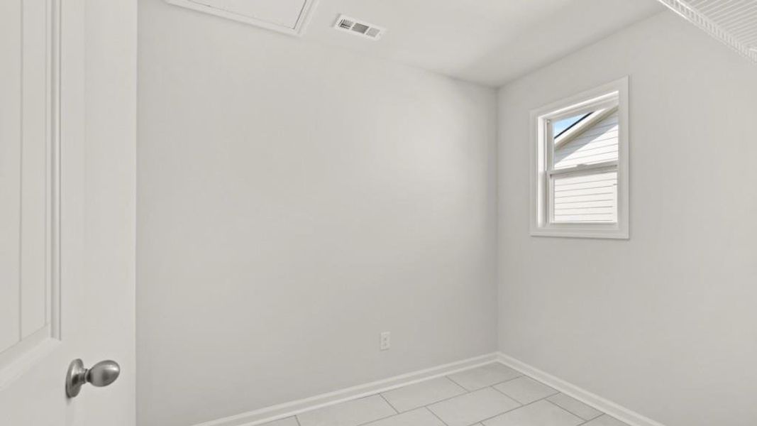 Spacious, unfurnished interior of a new home in Hamptons at Riverwood East, Dallas (Image 20).