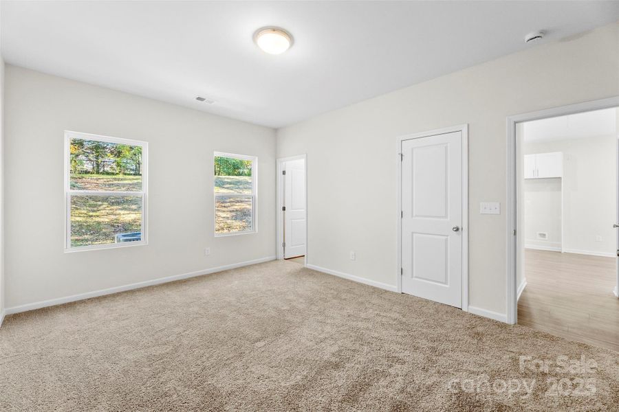 Spacious, unfurnished interior of a new home in , Spencer (Image 27).