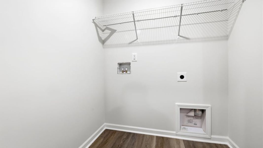 Spacious, unfurnished interior of a new home in Cascade Point, Seneca (Image 31). Spacious, unfurnished interior of a new home in Cascade Point, Seneca (Image 31).