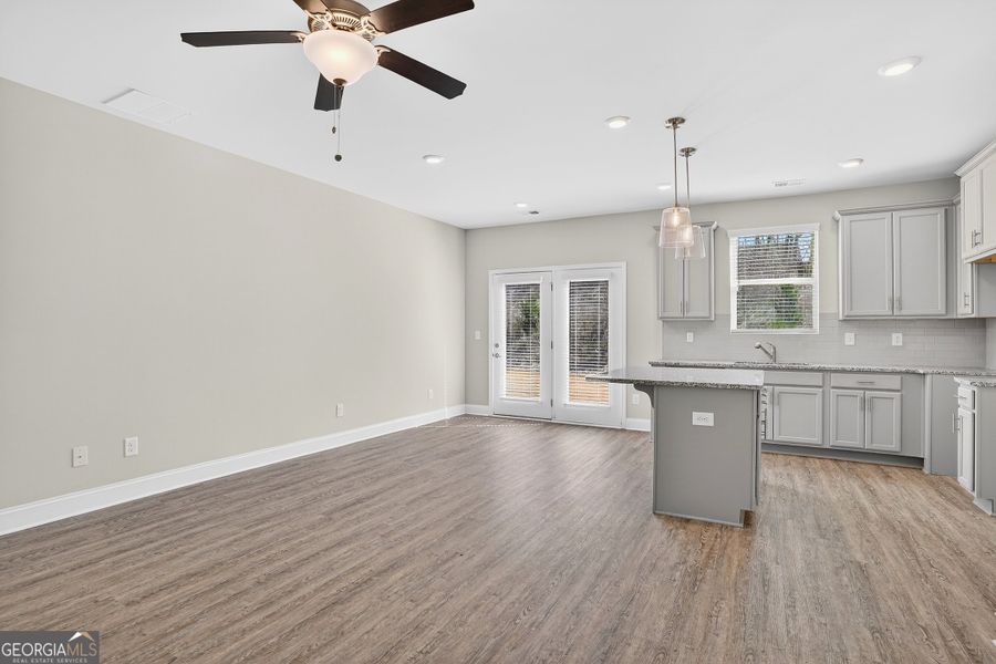 Spacious, unfurnished interior of a new home in Morning Creek Forest, Atlanta (Image 15). Spacious, unfurnished interior of a new home in Morning Creek Forest, Atlanta (Image 15).
