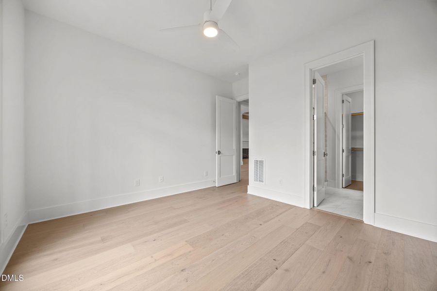 17-web-or-mls-IMG_1734 17-web-or-mls-IMG_1734