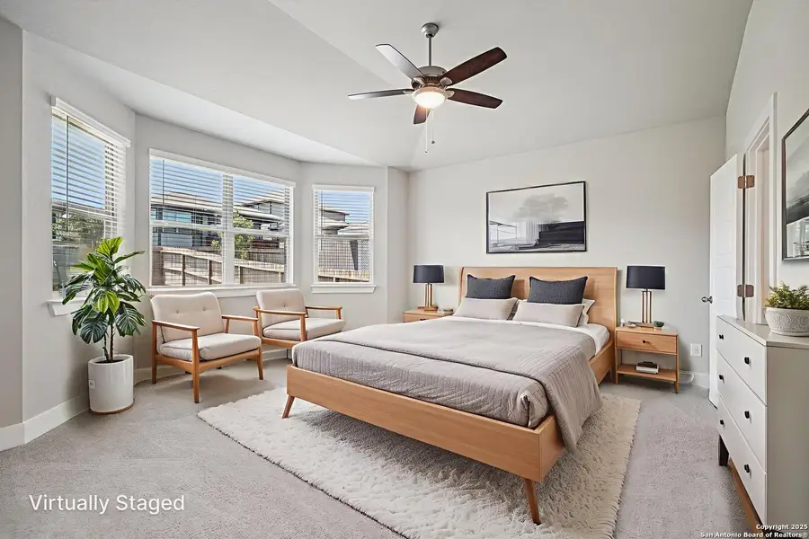 Furnished interior view inside a new home in Comanche Ridge, San Antonio (Image 9). Furnished interior view inside a new home in Comanche Ridge, San Antonio (Image 9).
