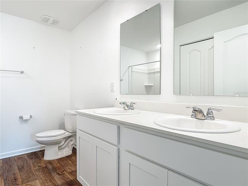 Furnished interior view inside a new home in , Bunnell (Image 14).