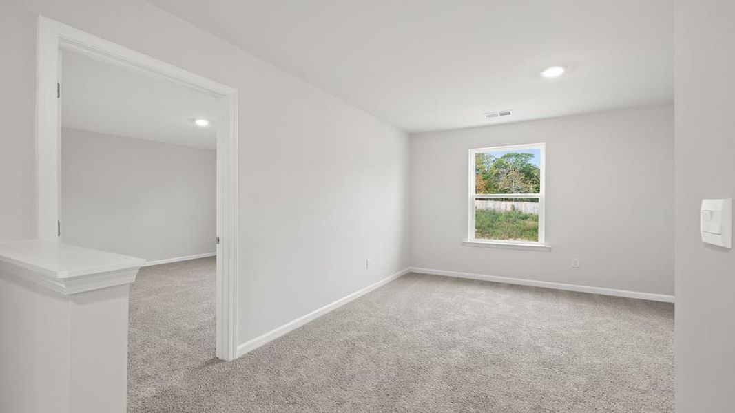 Spacious, unfurnished interior of a new home in Harrier Point, Woodruff (Image 20).