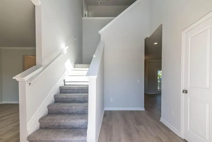 Spacious, unfurnished interior of a new home in , Douglasville (Image 11).