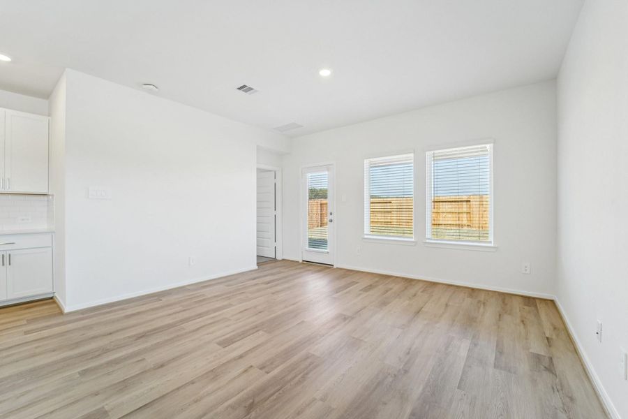 Photo is not of the actual home, but is an inspirational photo of builder’s model home and may depict options, furnishings, and/or decorator features that are not included