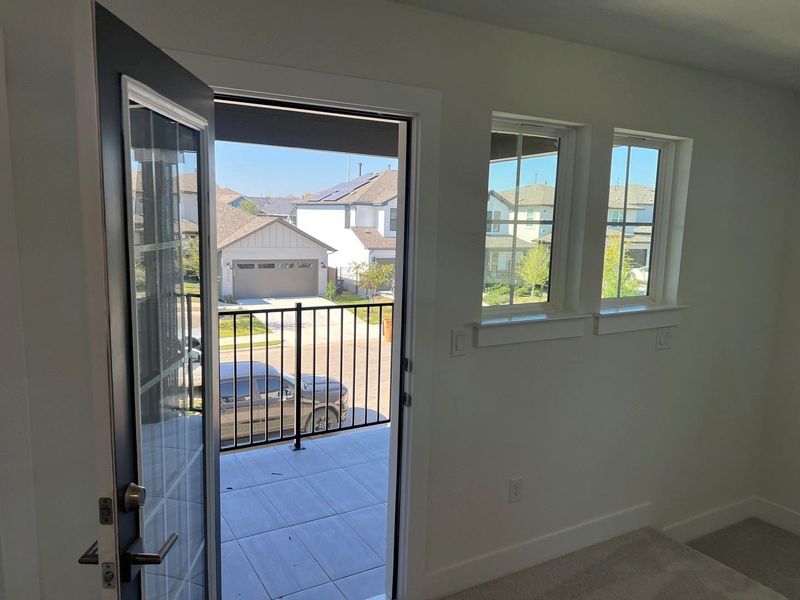 Spacious, unfurnished interior of a new home in Easton Park, Austin (Image 33). Spacious, unfurnished interior of a new home in Easton Park, Austin (Image 33).