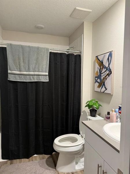 Furnished interior view inside a new home in Hammock Reserve, Haines City (Image 10).