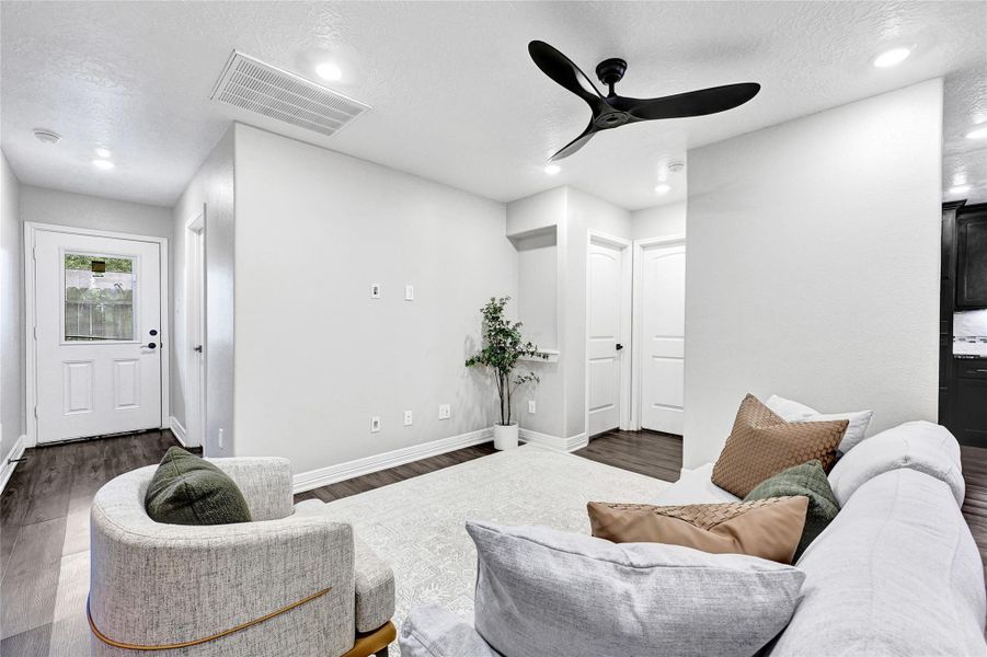 Furnished interior view inside a new home in , League City (Image 10). Furnished interior view inside a new home in , League City (Image 10).