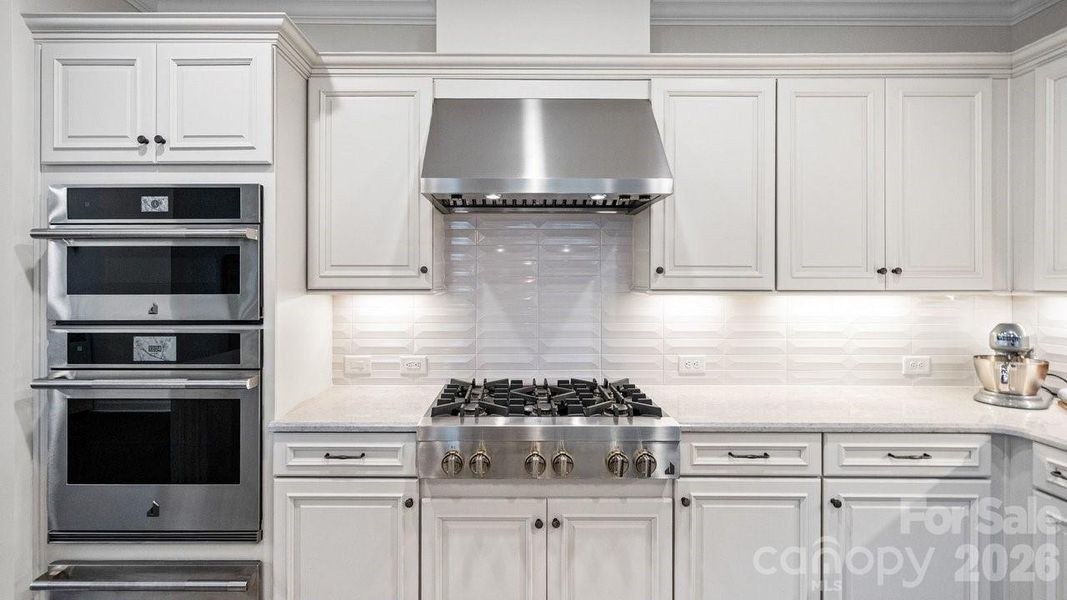 Furnished interior view inside a new home in Trilogy® Lake Norman, Denver (Image 10).