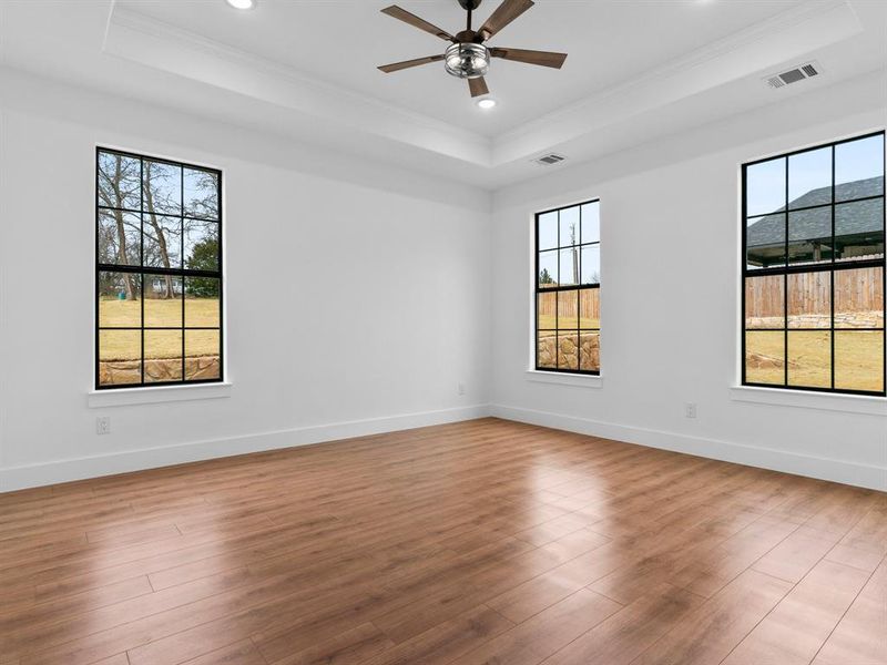 Spacious, unfurnished interior of a new home in , Granbury (Image 23). Spacious, unfurnished interior of a new home in , Granbury (Image 23).
