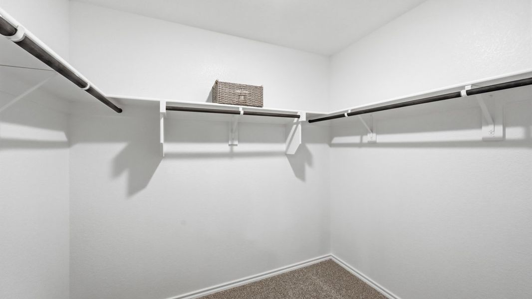 Spacious, unfurnished interior of a new home in Lonestar at Liberty Trails, Fort Worth (Image 21).