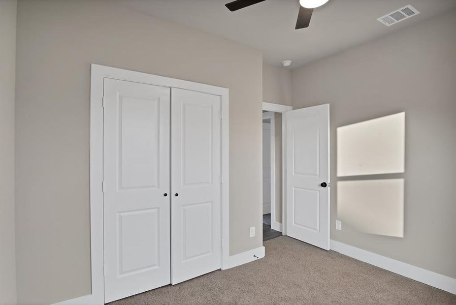 Spacious, unfurnished interior of a new home in , Itasca (Image 19). Spacious, unfurnished interior of a new home in , Itasca (Image 19).