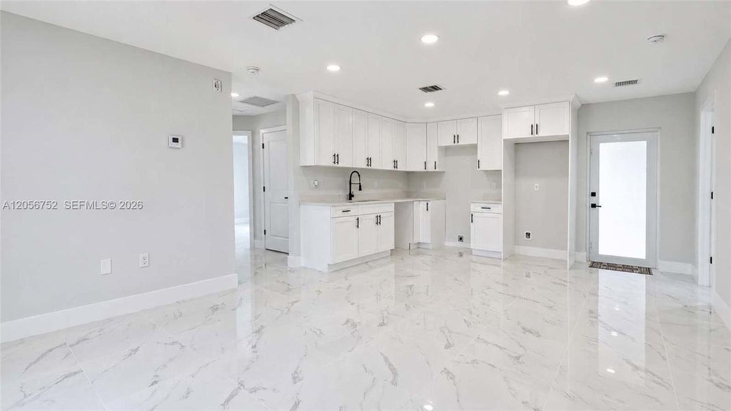 Spacious, unfurnished interior of a new home in , Lehigh Acres (Image 13). Spacious, unfurnished interior of a new home in , Lehigh Acres (Image 13).