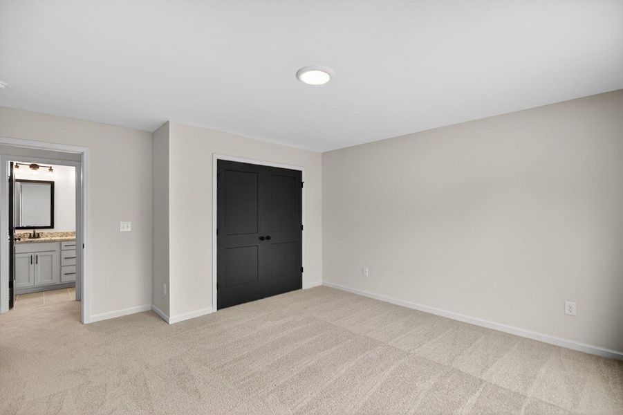 Spacious, unfurnished interior of a new home in Blackwelder Bluff, Bowdon (Image 33).