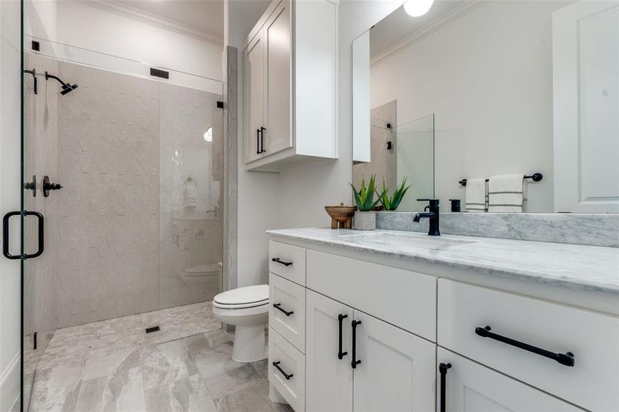 Furnished interior view inside a new home in , Dallas (Image 31).