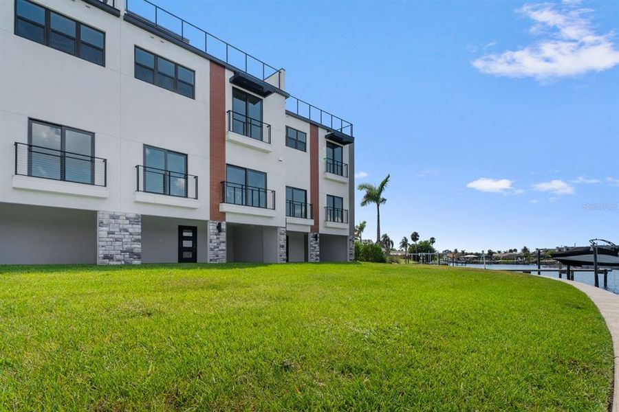 Image 41 of a home in .