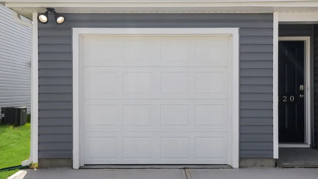 Exterior details and patio area of a home in Varner Station, Woodruff (Image 3).