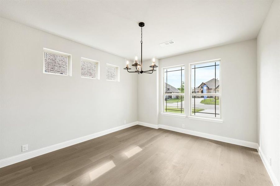 Spacious, unfurnished interior of a new home in The Oaks, Red Oak (Image 37). Spacious, unfurnished interior of a new home in The Oaks, Red Oak (Image 37).