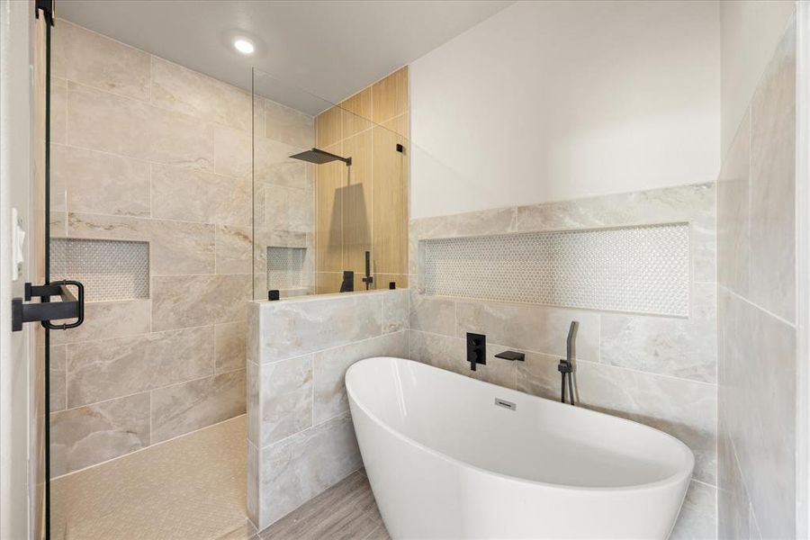 Furnished interior view inside a new home in , Granbury (Image 14).