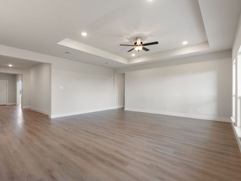 Spacious, unfurnished interior of a new home in Waverly Estates, Nevada (Image 16). Spacious, unfurnished interior of a new home in Waverly Estates, Nevada (Image 16).