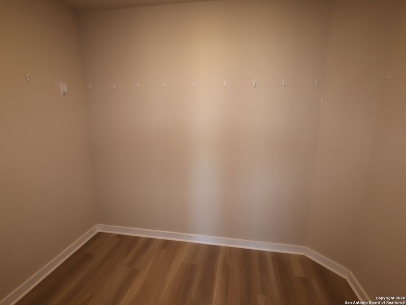 Spacious, unfurnished interior of a new home in Winding Brook, San Antonio (Image 27).
