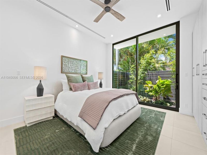 Furnished interior view inside a new home in , Fort Lauderdale (Image 29).