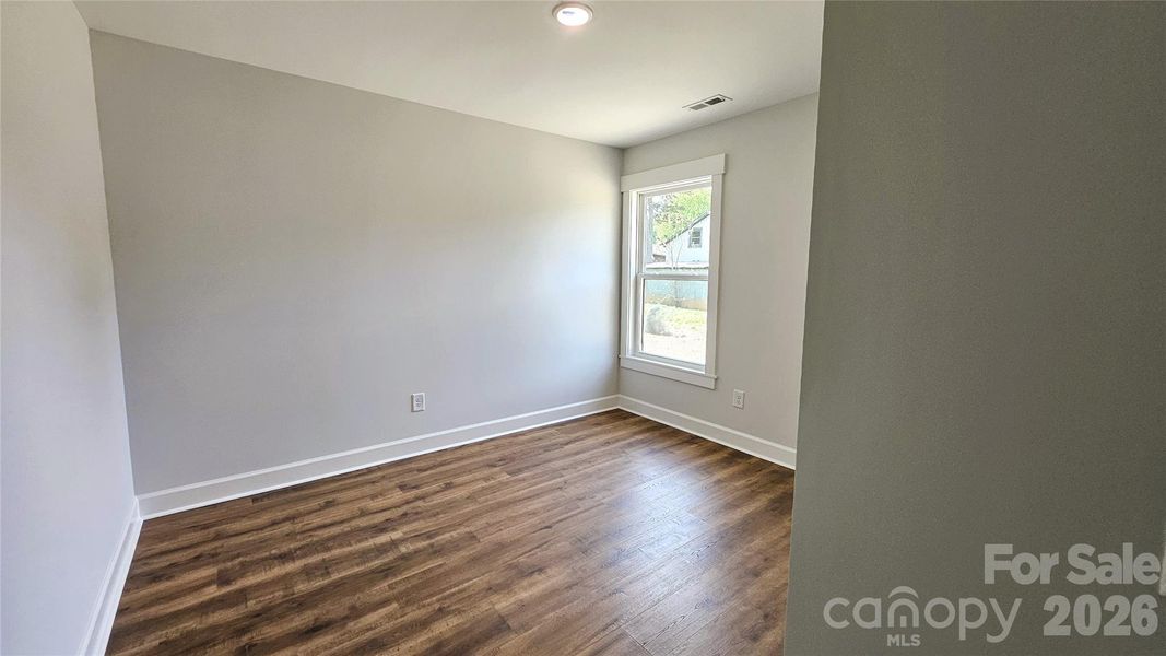 Bedroom 3 without virtual staging.