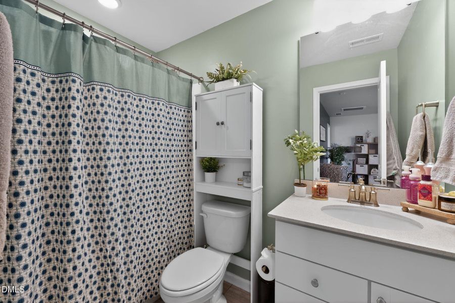 25_506_Donnegal_Farm_Dr_Fuquay-Varina_NC 25_506_Donnegal_Farm_Dr_Fuquay-Varina_NC