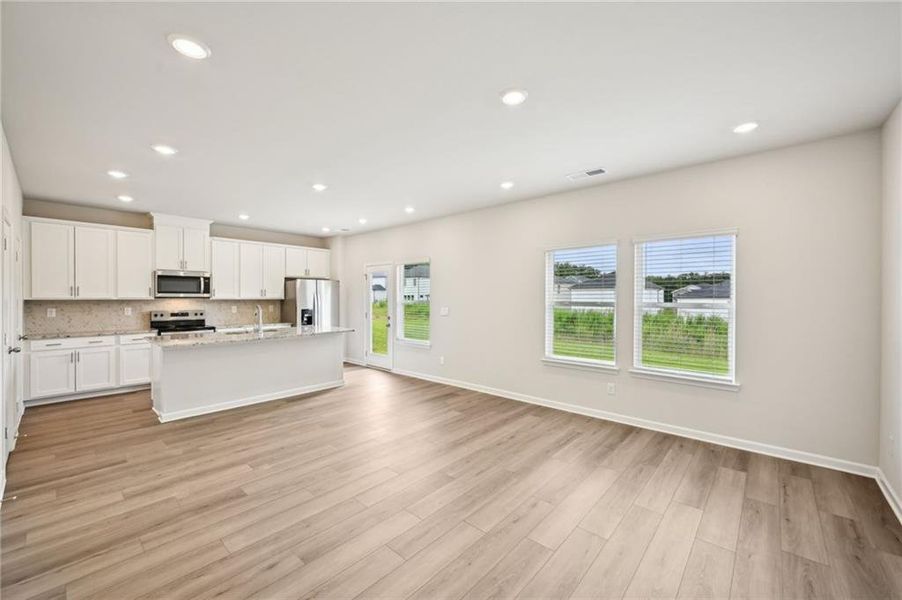 Spacious, unfurnished interior of a new home in Hawthorne Station, College Park (Image 26). Spacious, unfurnished interior of a new home in Hawthorne Station, College Park (Image 26).