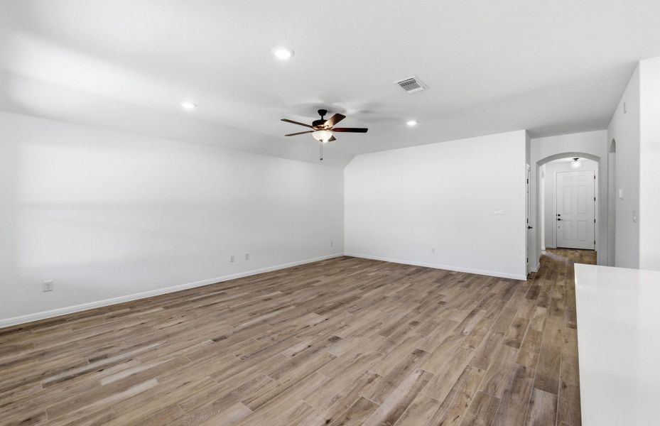 Spacious, unfurnished interior of a new home in West Cypress Hills, Spicewood (Image 41). Spacious, unfurnished interior of a new home in West Cypress Hills, Spicewood (Image 41).