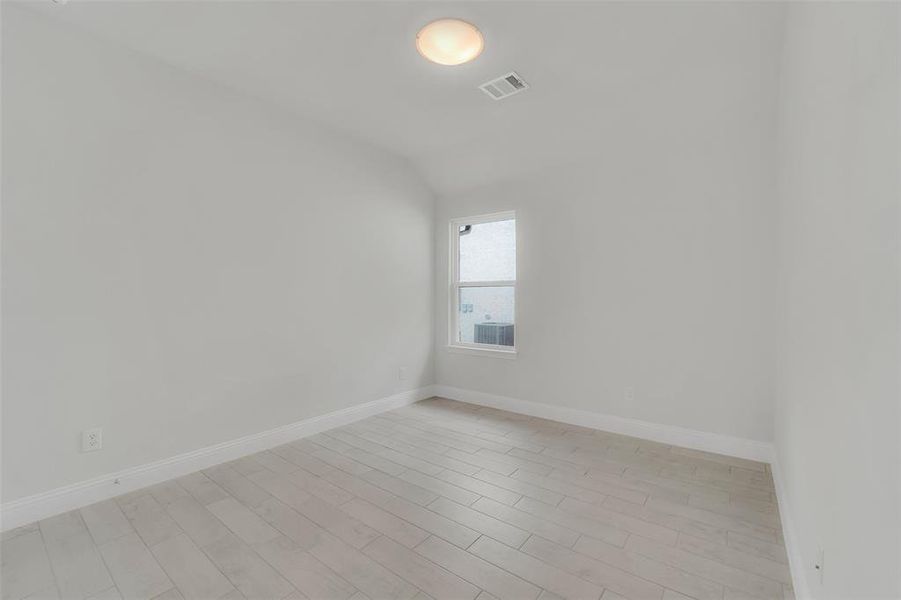 Spacious, unfurnished interior of a new home in , Princeton (Image 35).