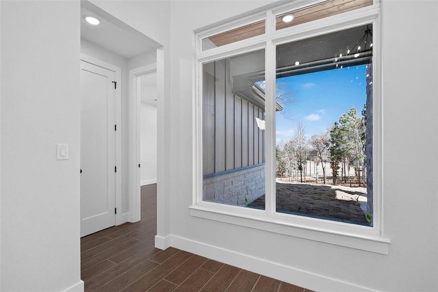 Spacious, unfurnished interior of a new home in , Winona (Image 23).