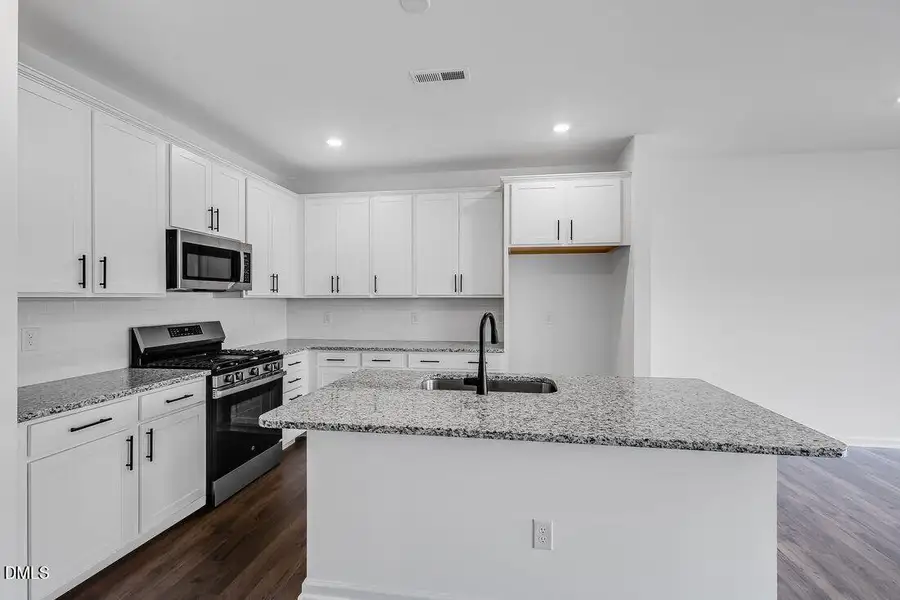 hj-nc-raleigh-magnolia-sage-lot-74-kitch