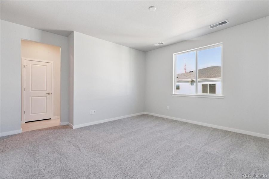 Spacious, unfurnished interior of a new home in Paired Homes at Alder Creek, Parker (Image 28).