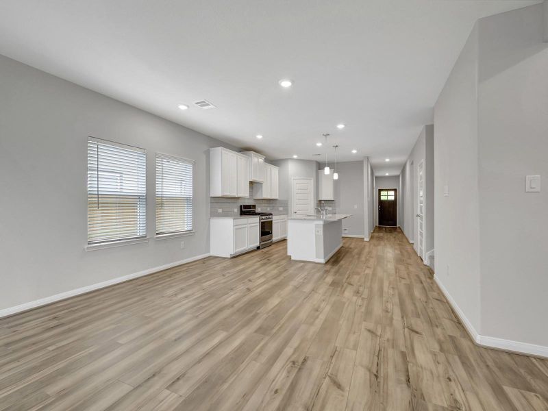 Photo is not of the actual home, but is an inspirational photo of builder’s model home and may depict options, furnishings, and/or decorator features that are not included Photo is not of the actual home, but is an inspirational photo of builder’s model home and may depict options, furnishings, and/or decorator features that are not included