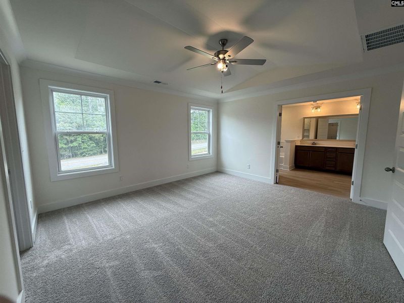 Spacious, unfurnished interior of a new home in Cottages at Roofs Pond, West Columbia (Image 42).
