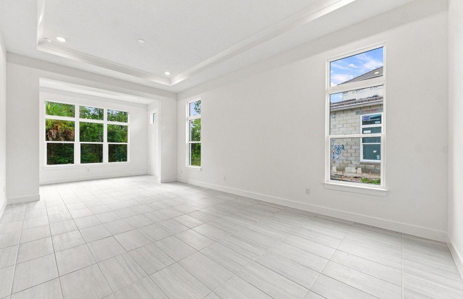 Spacious, unfurnished interior of a new home in Two Rivers, Zephyrhills (Image 15).