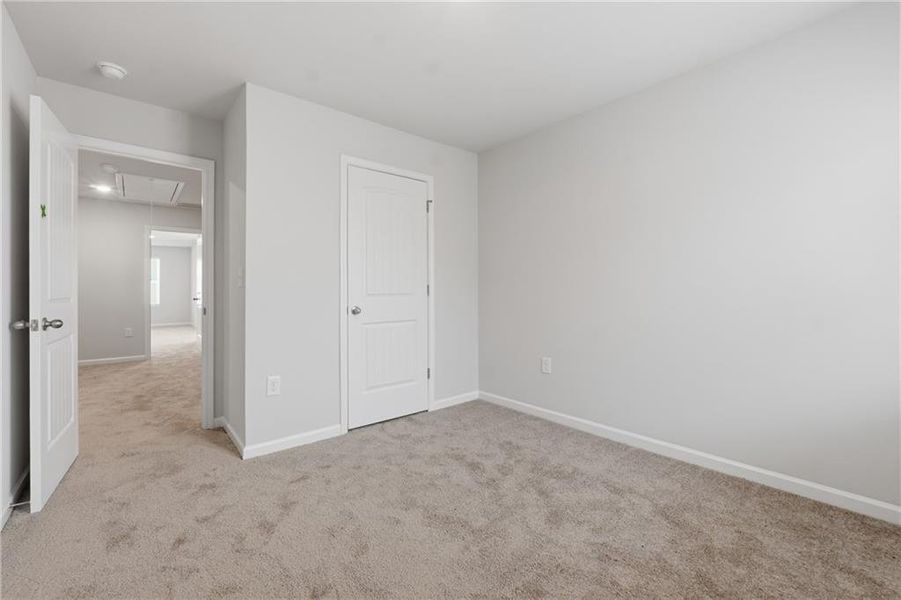 Spacious, unfurnished interior of a new home in Moss Creek, Hogansville (Image 19).