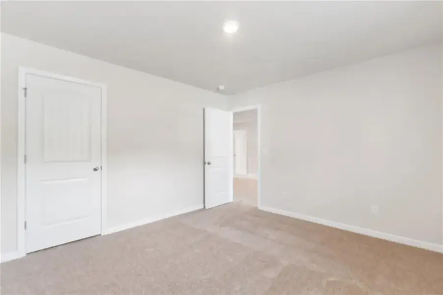 Spacious, unfurnished interior of a new home in Millstone Manor, Conyers (Image 15). Spacious, unfurnished interior of a new home in Millstone Manor, Conyers (Image 15).